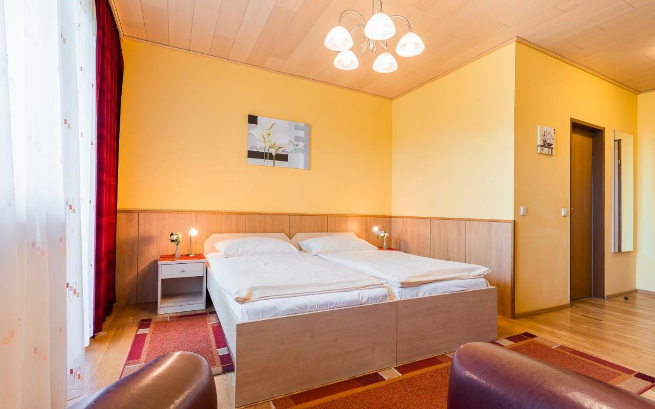 Garni Steinfeld Hotel